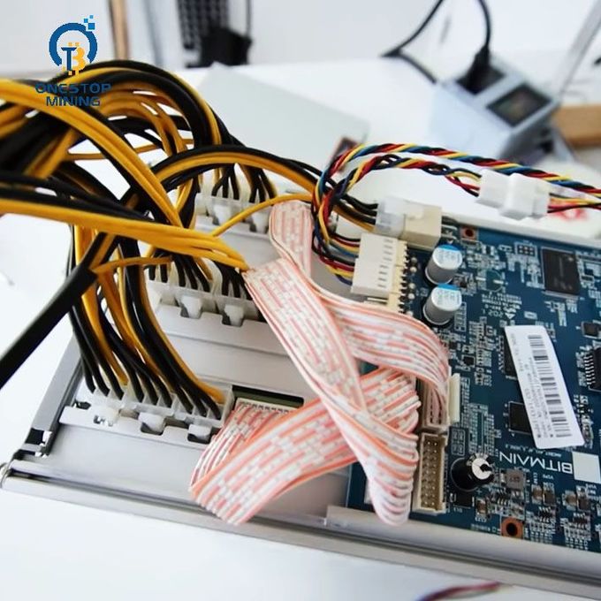 Crypto Antminer Z15 420Ksol/S Asic Bitmain μηχανή μεταλλείας ανθρακωρύχων Blockchain ZEC 3
